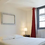 Moderne Apartment *